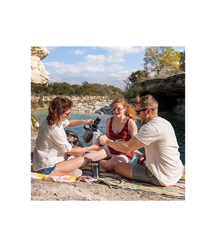 Growler a vácuo Stanley Classic, capacidade de 64 onças, aço inoxidável, verde Hammertone (10-01941-063)