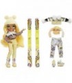 Rainbow Winter Break Sunny Madison ' Boneca amarela e playset com 2 roupas, par de esquis e acessórios